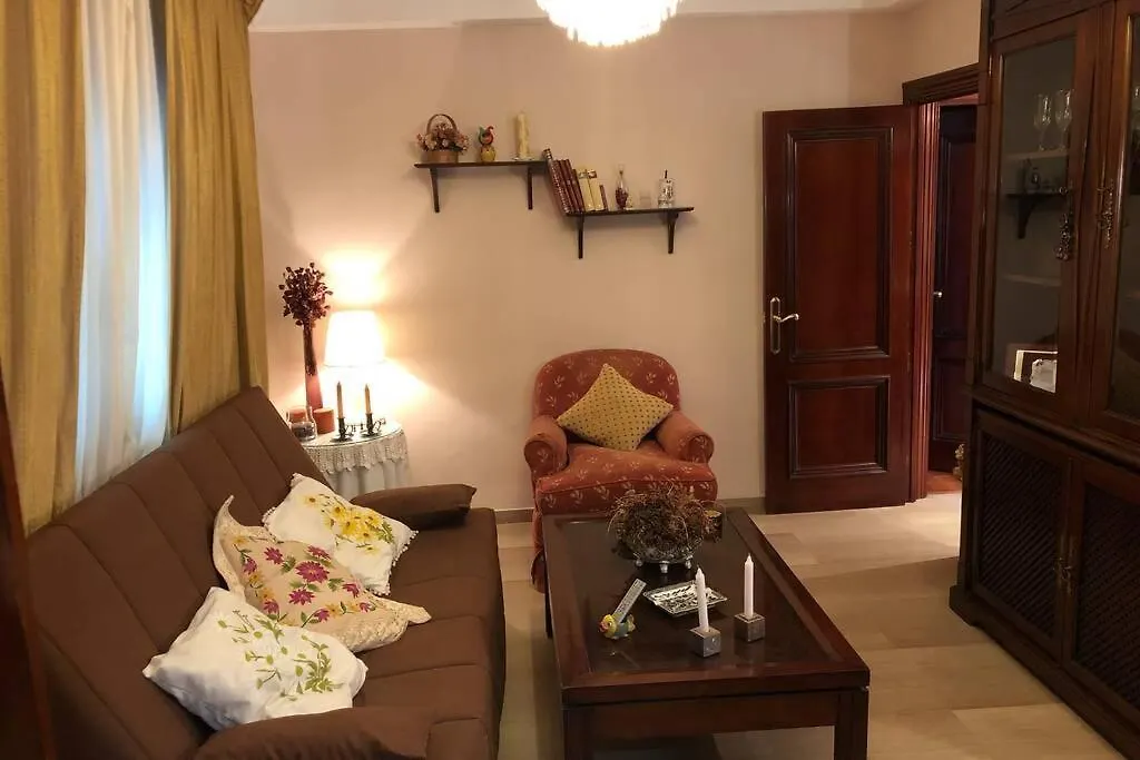 Casa con jardín GRANADA, fácil aparcamiento calle Сasa de vacaciones Granada