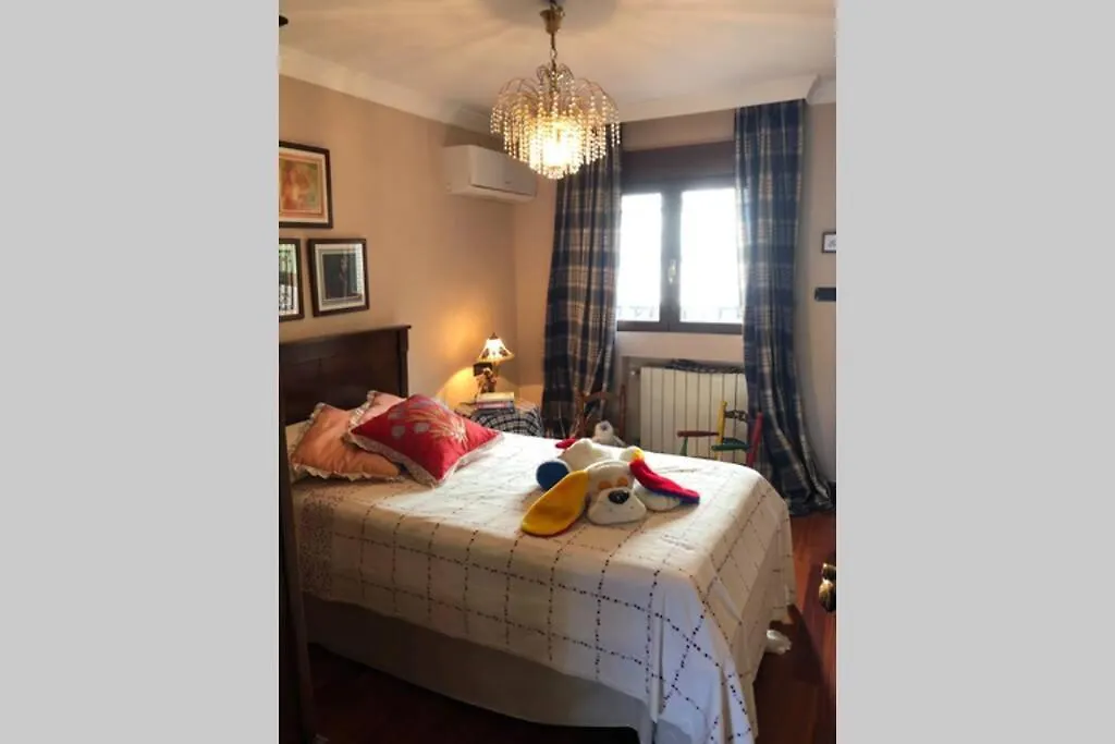 Holiday home Casa En Granada Con Hermoso Jardin, Parking Calle Spain